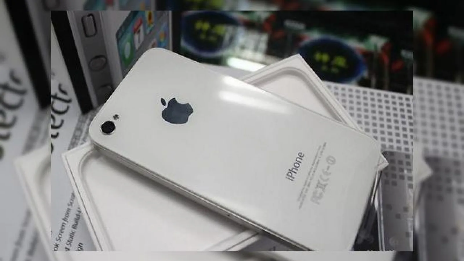 iPhone 4 de 64GB descoperit În Hong Kong, Împreună cu versiunea de culoare albă