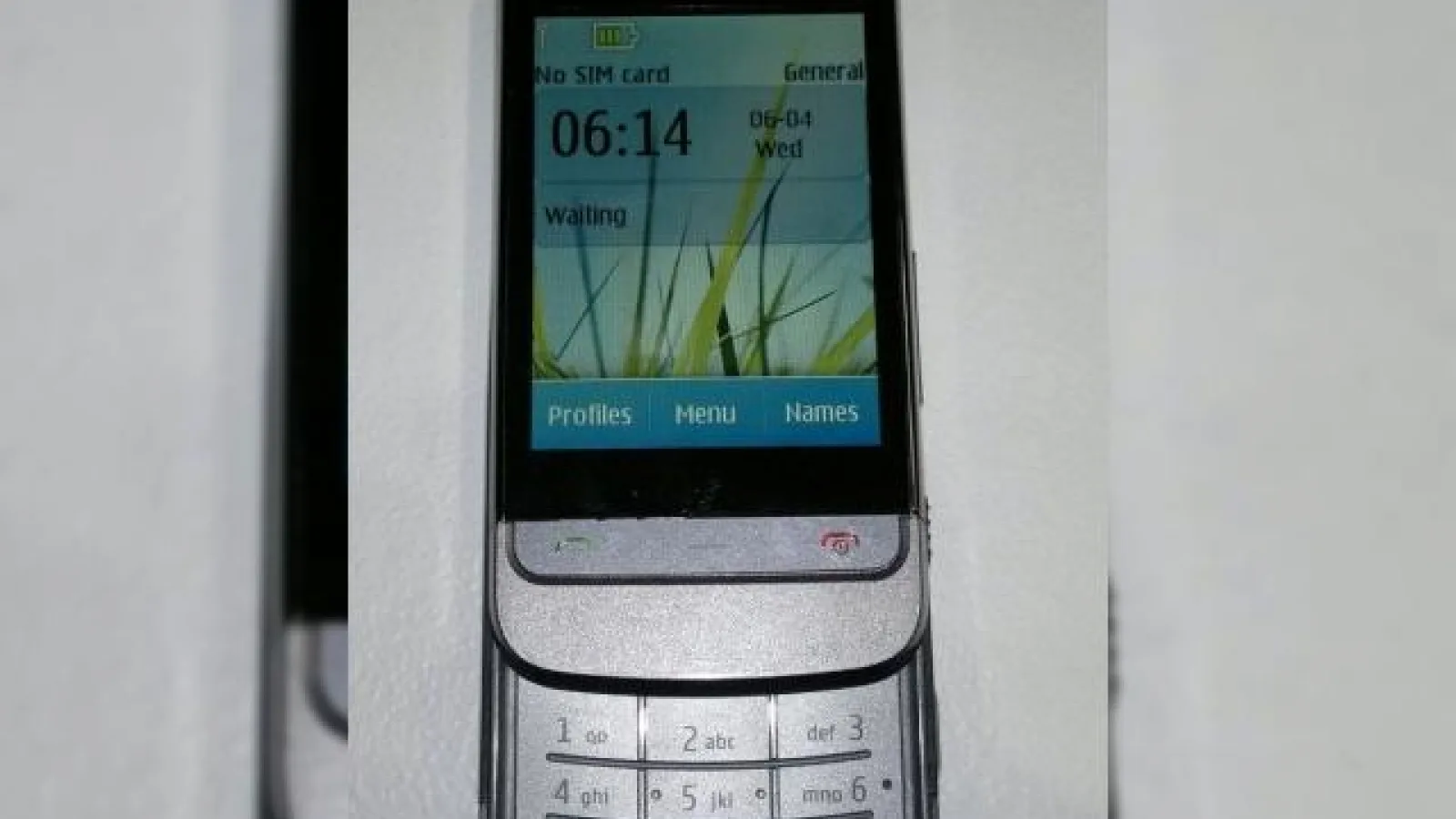 Un misterios slider Nokia cu ecran touch Își face apariția pe web; Nokia RM745 sau C3-03?