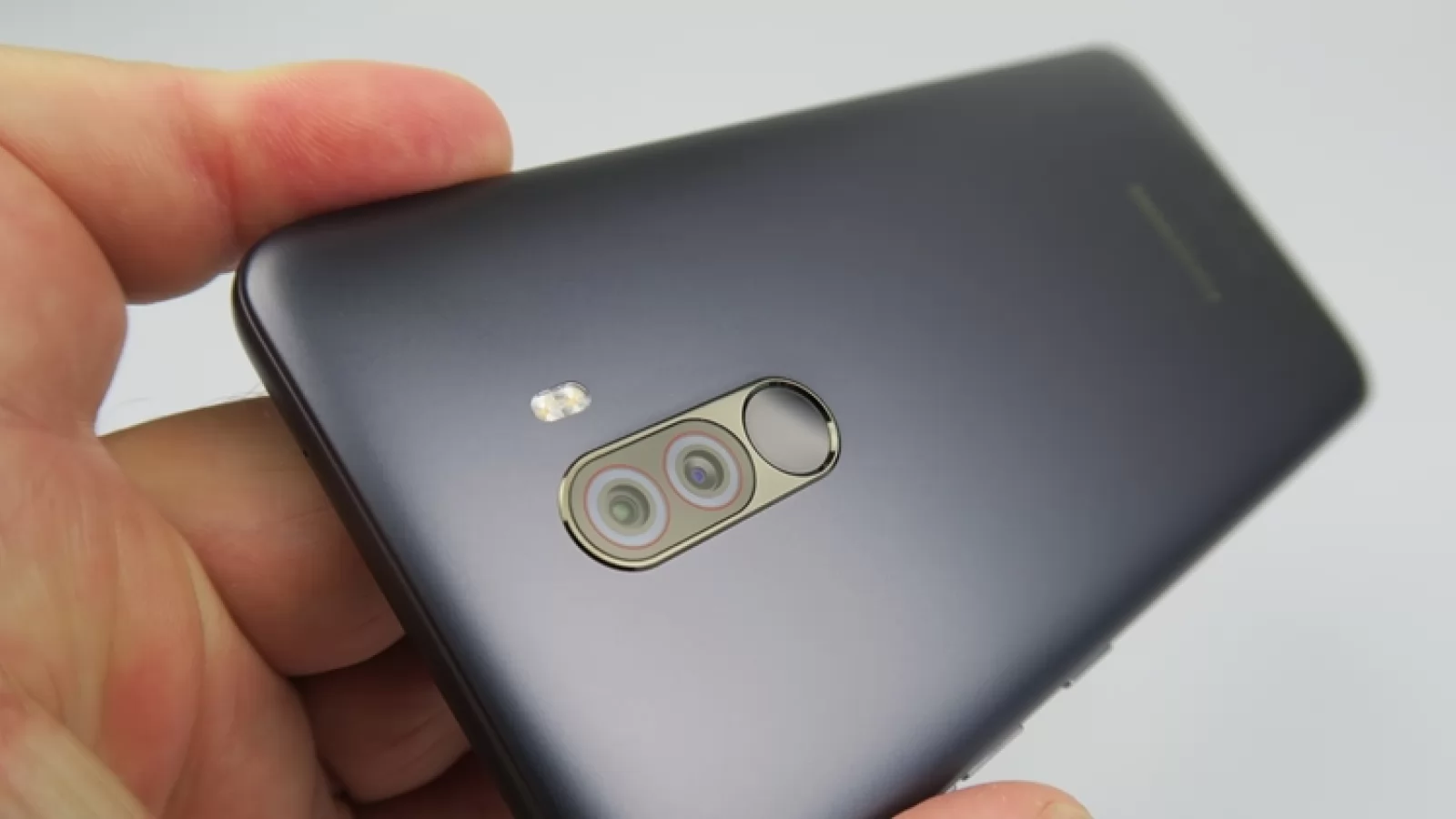 Pocohone F1 Lite apare într-o listare GeekBench cu 4 GB RAM și procesor Snapdragon 660