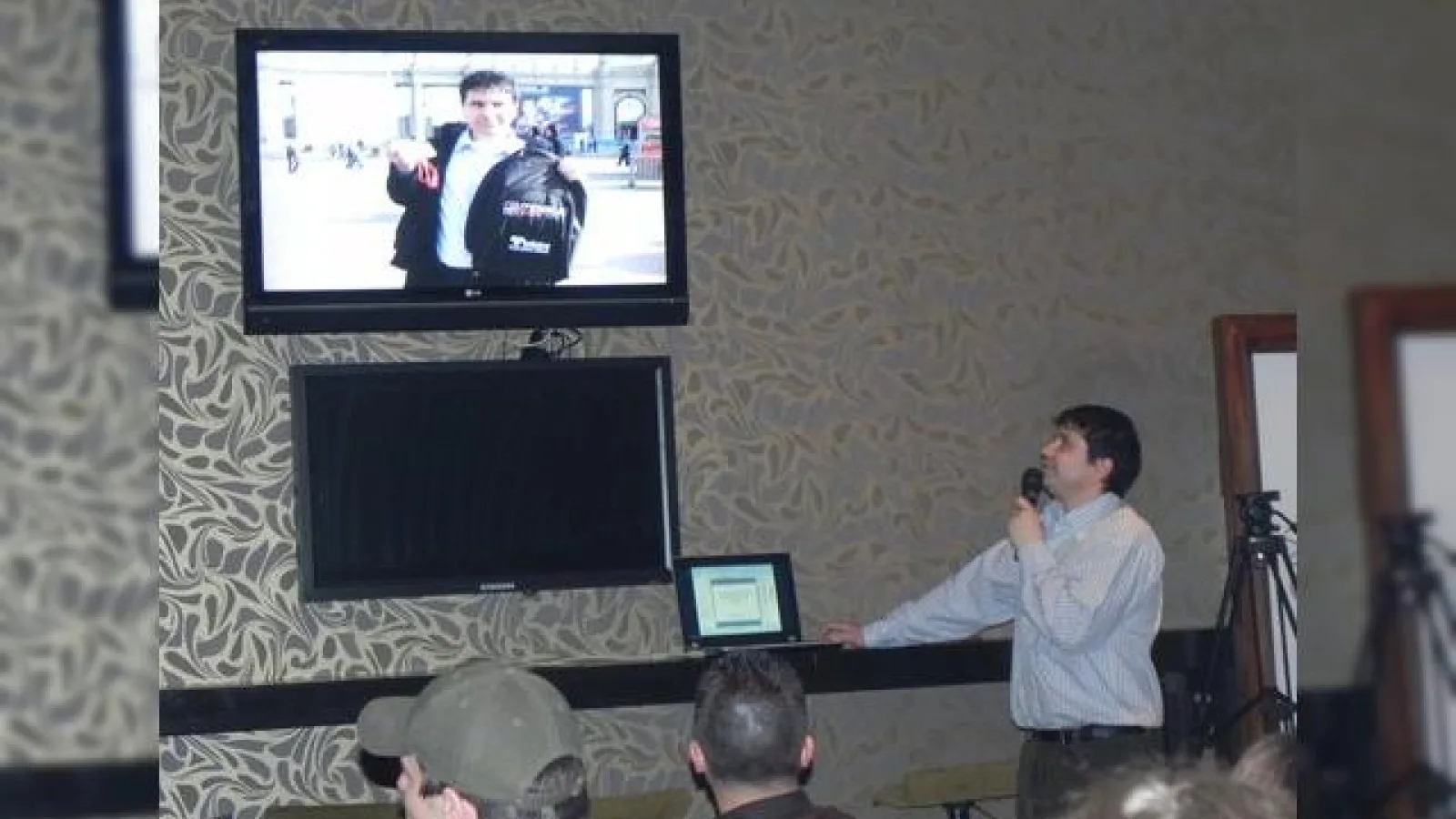 Timișoara Mobile Development Group Meetup, ediția a treia - despre evoluția interfațelor, aplicații mobile și povești de succes! (Video)