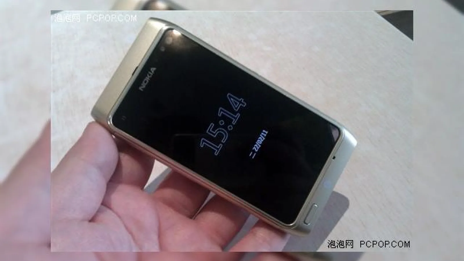 Nokia T7-00 În primele imagini;