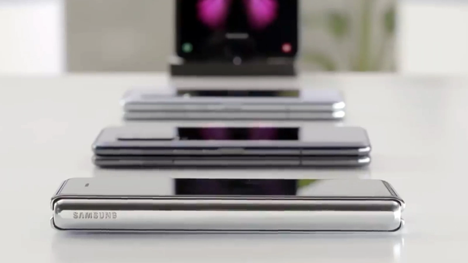 Un posesor anonim de Galaxy Fold ne împărtăşeşte primele sale impresii; Mai sunt probleme de rezolvat