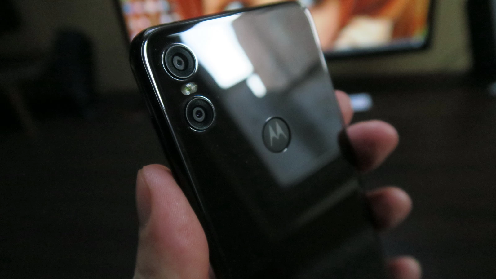 Motorola One: Camera nu filmează rău şi are culori bine calibrate