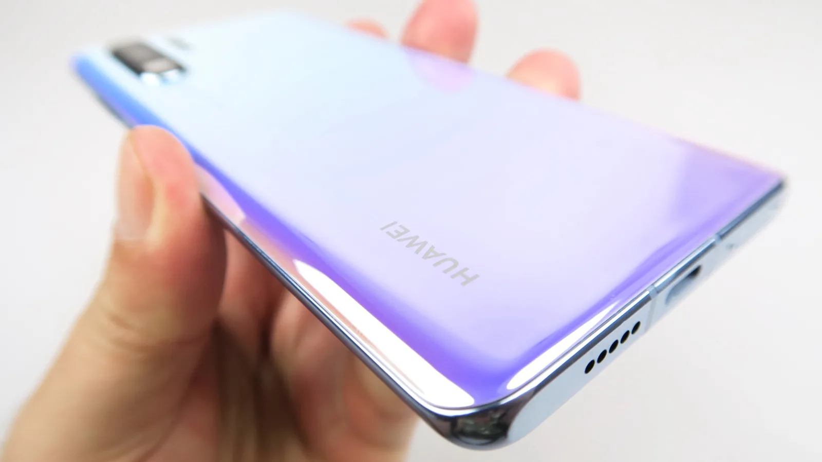 În cât timp se încarcă bateria lui Huawei P30 Pro; Am măsurat timpul segmentat pe 5, 15, 30 de minute, respectiv încărcarea 100%