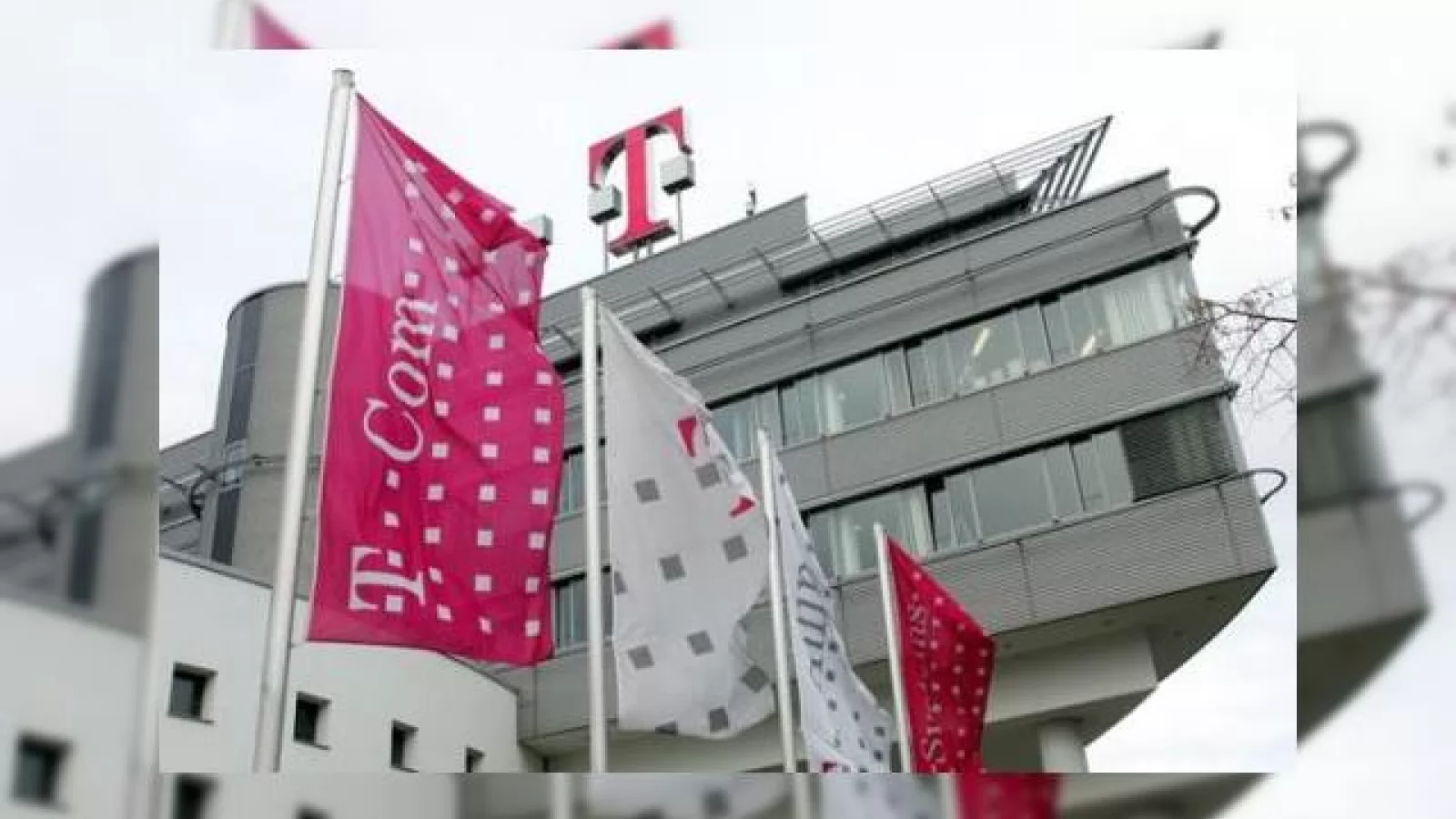 Deutsche Telekom dorește cumpărarea acțiunilor statului la Romtelecom; Ofertă În valoare de 350 de milioane de euro