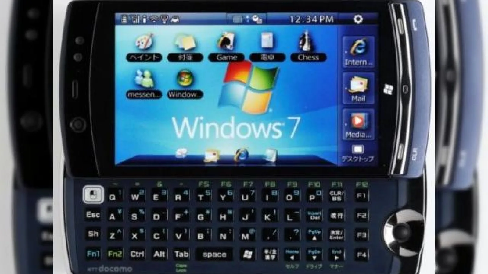 Telefonul cu Windows 7 și Symbian costă 800 de dolari: Fujitsu LOOX F-07C