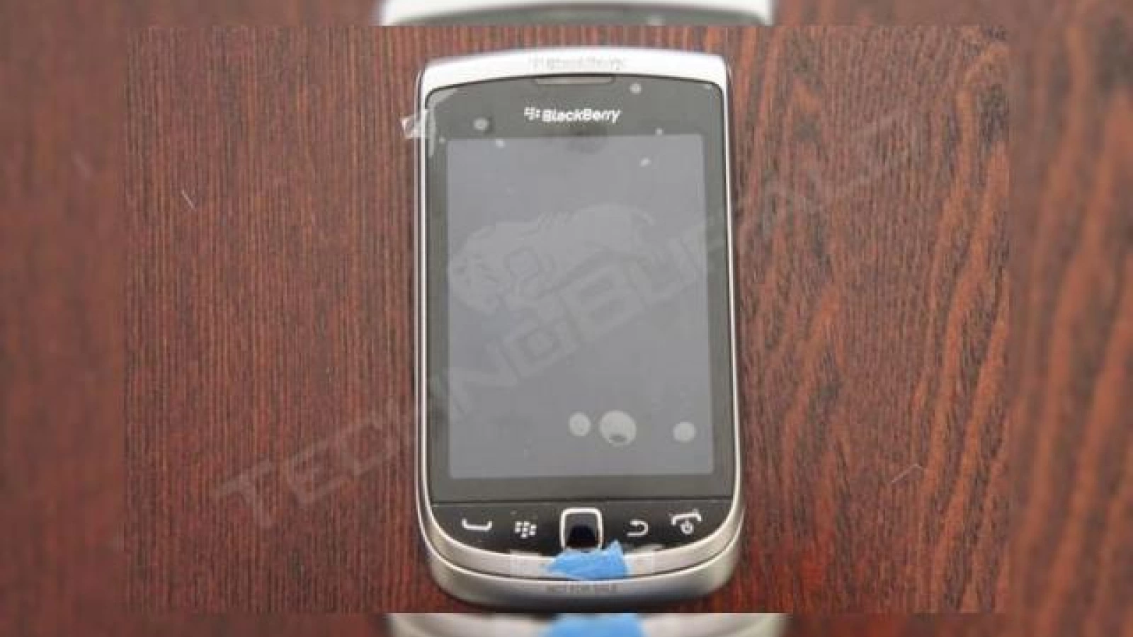 BlackBerry Torch 2 surprins În acțiune Într-un clip hands-on (Video)