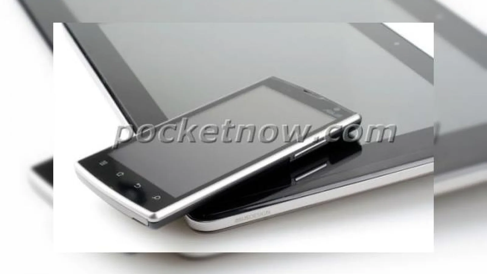 ASUS Padfone - hibridul telefon-tabletă În primele imagini postate pe web