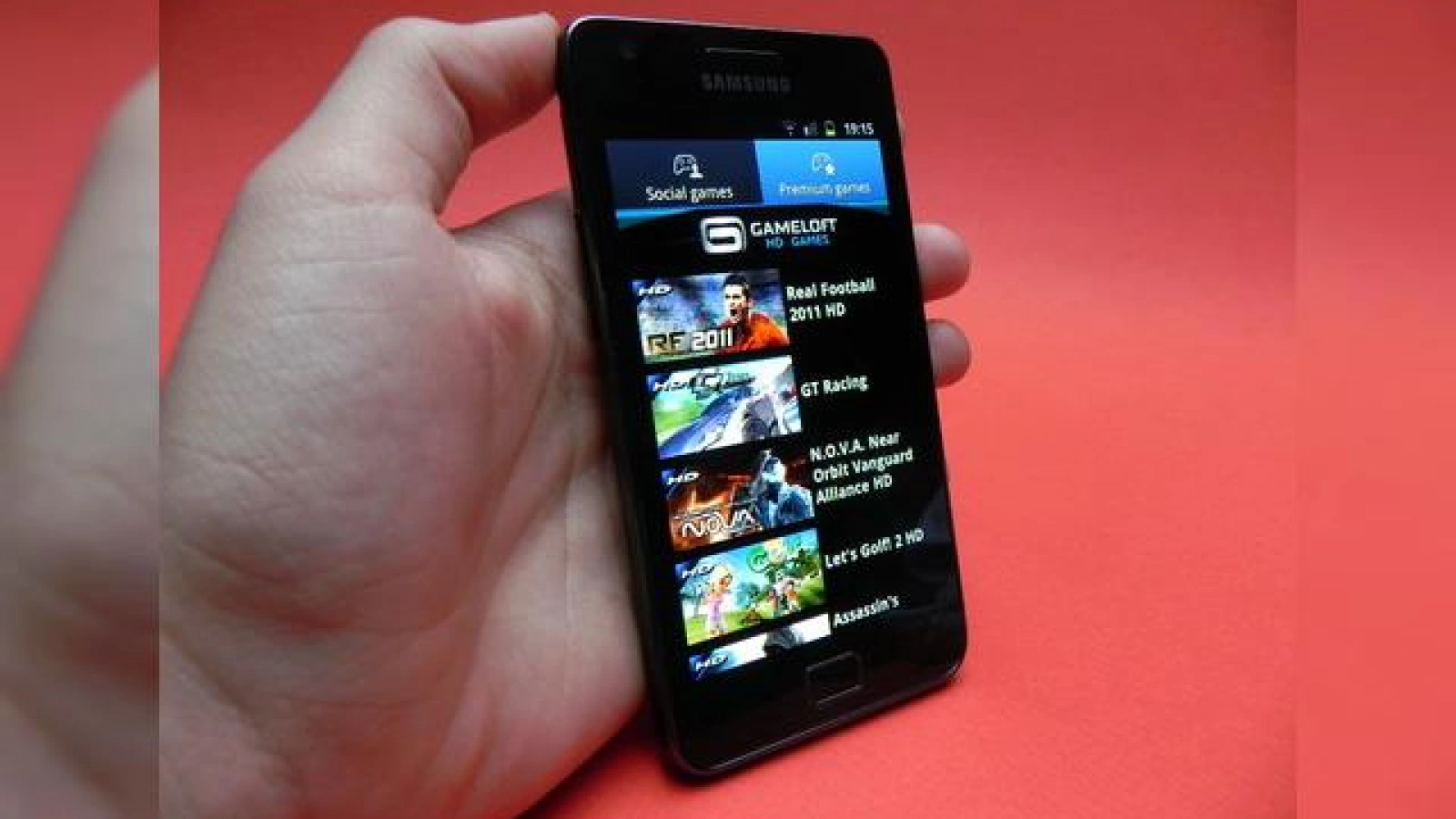10 motive pentru care să cumperi Samsung Galaxy S II