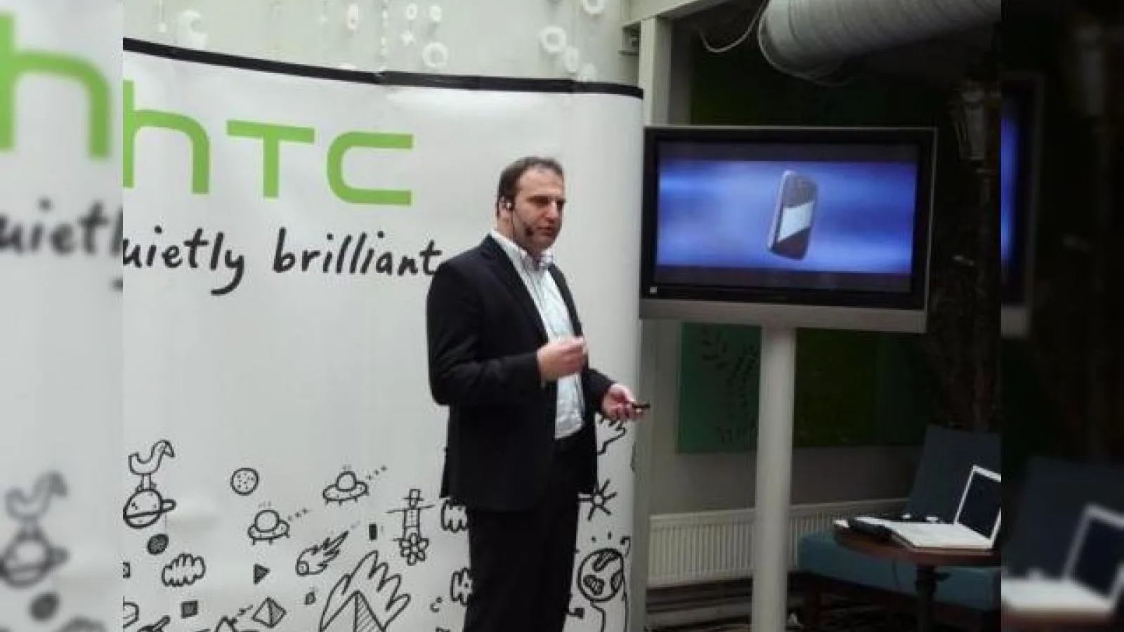 Vodafone România a lansat astăzi HTC Sensation, cel mai performant telefon al producătorului asiatic