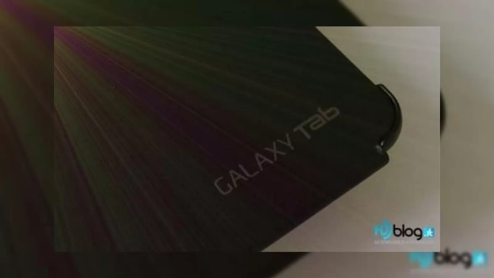 Samsung Galaxy Tab 7 cu procesor dual-core la 1.2 Ghz