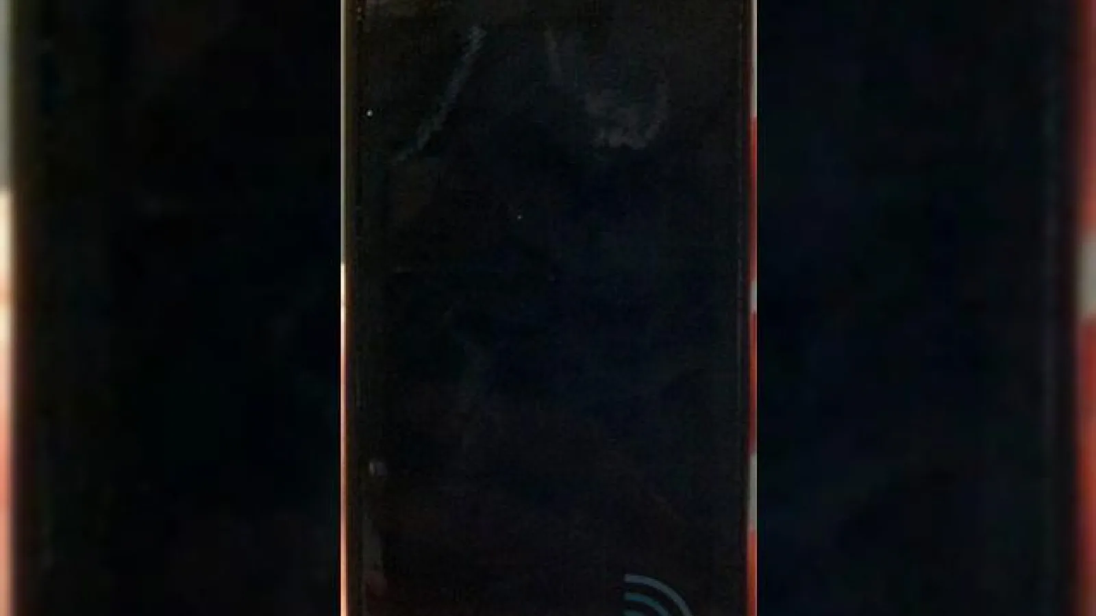 Imagini În premieră cu Nokia N9 (aka Lannku), Înainte de Nokia Connection 2011