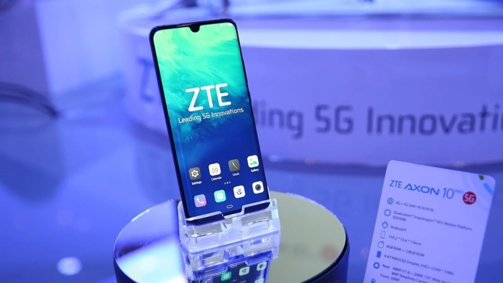 ZTE îşi lansează telefonul 5G luna viitoare; Axon 10 Pro 5G vine în China la sub 600 de dolari