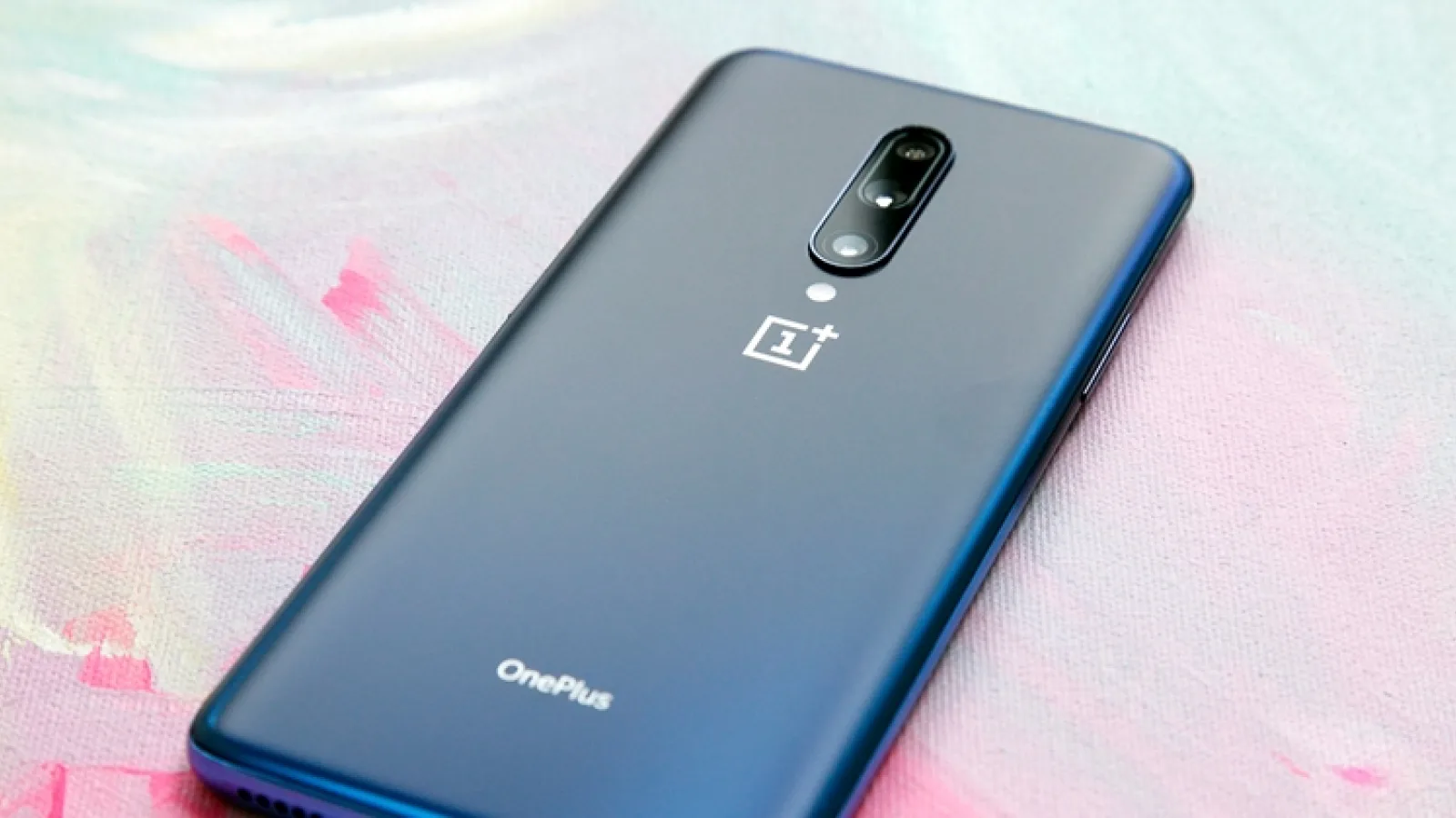 OnePlus 7 Pro este liderul clasamentului global AnTuTu din luna mai; Galaxy S10+ prinde locul 5