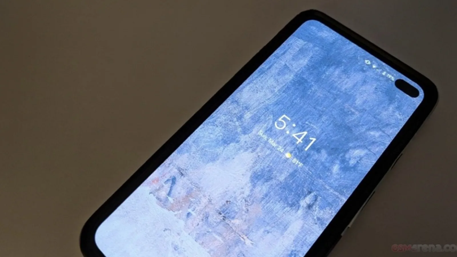 Google Pixel 4 se afișează în presupuse fotografii reale, sub forma unui prototip