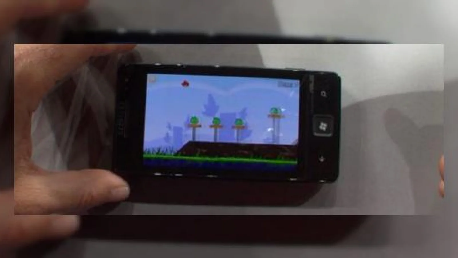 Angry Birds ajunge și pe Windows Phone 7, după conflicte dintre producătorul său și Microsoft