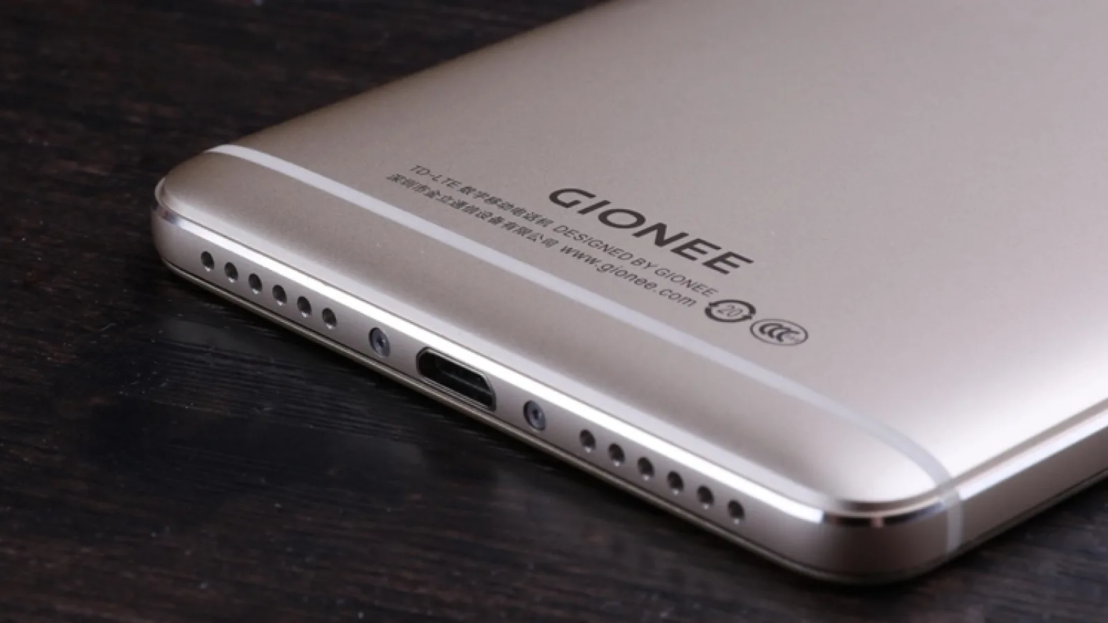 Gionee e pe buza prăpastiei, după ce tribunalul îi scoate brevetele la licitaţie