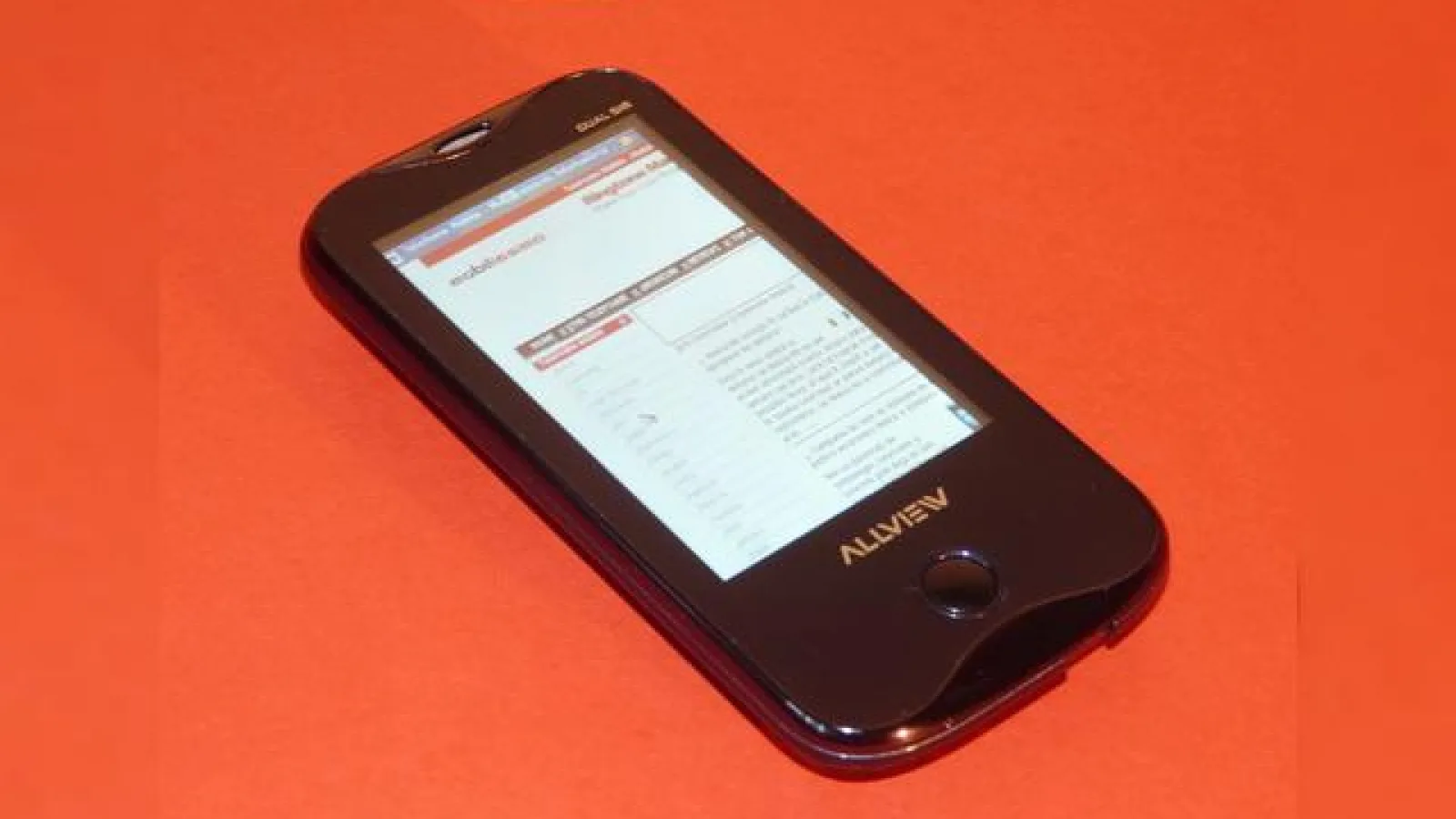 Review Allview F2 Crony - probabil cel mai atractiv design de telefon românesc (Video)