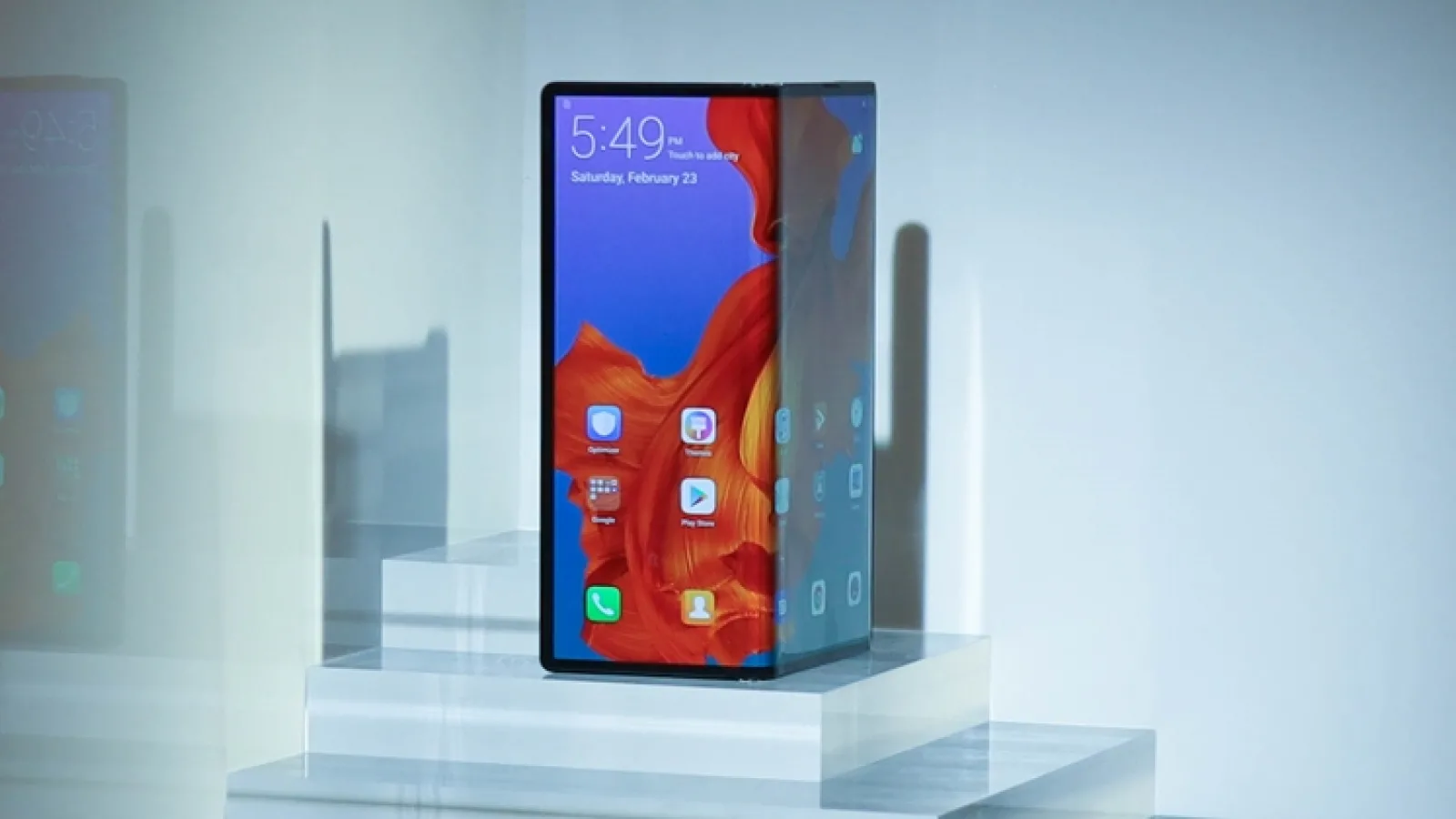 Huawei contestă calitatea adezivului folosit de BOE pentru display-ul lui Mate X; Solicită schimbarea actualului furnizor 3M