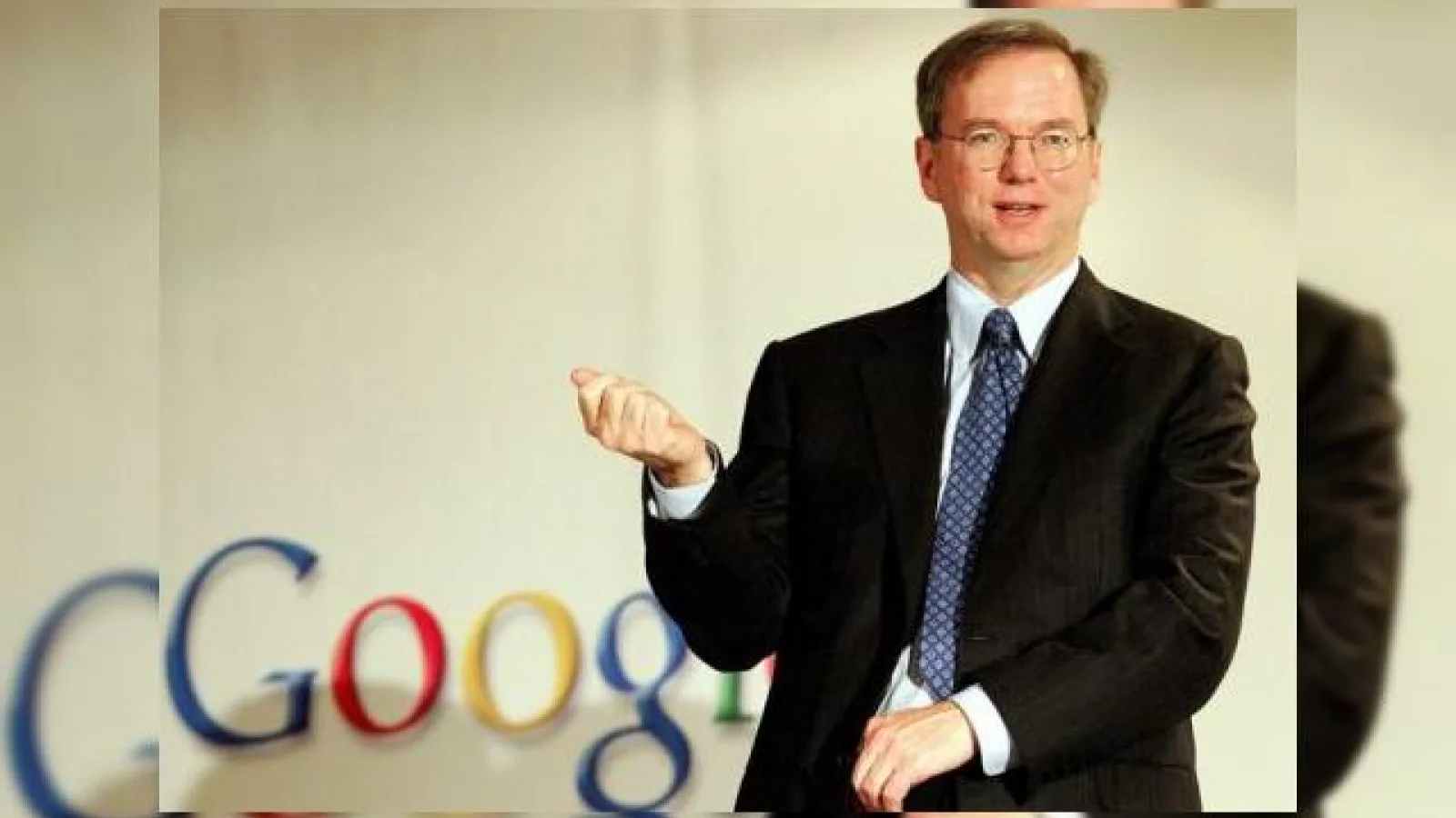 Google promite suport pentru HTC În bătălia legală cu Apple; Eric Schmidt detaliază planurile de viitor pentru Android