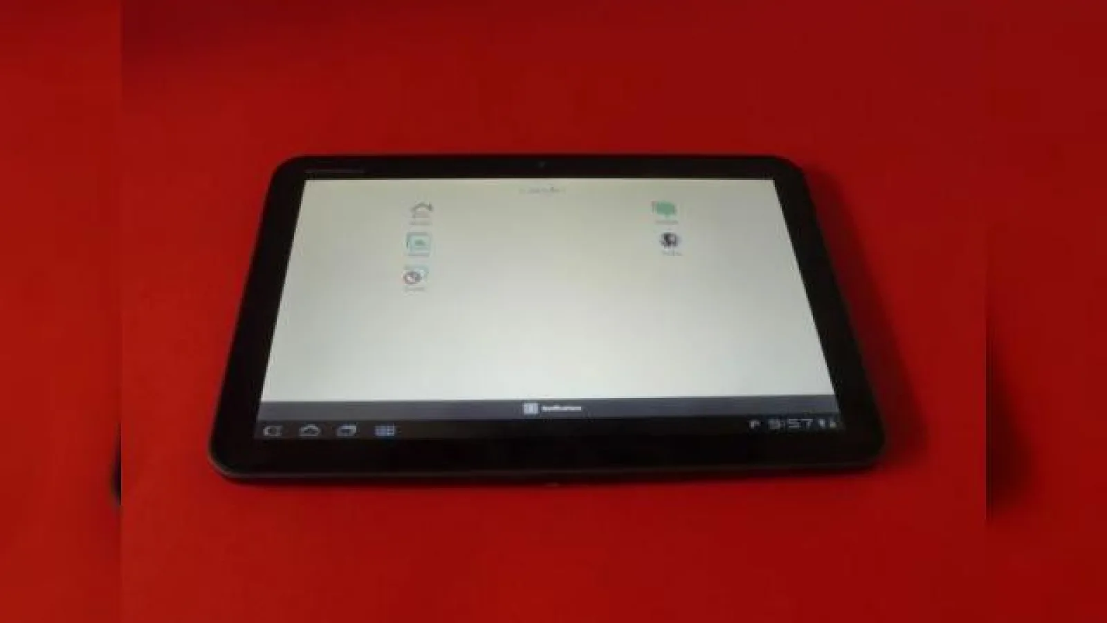 Descarcă acum Google+ pe tabletă/telefon Android! Iată cum arată aplicația pe Motorola Xoom! (Video)