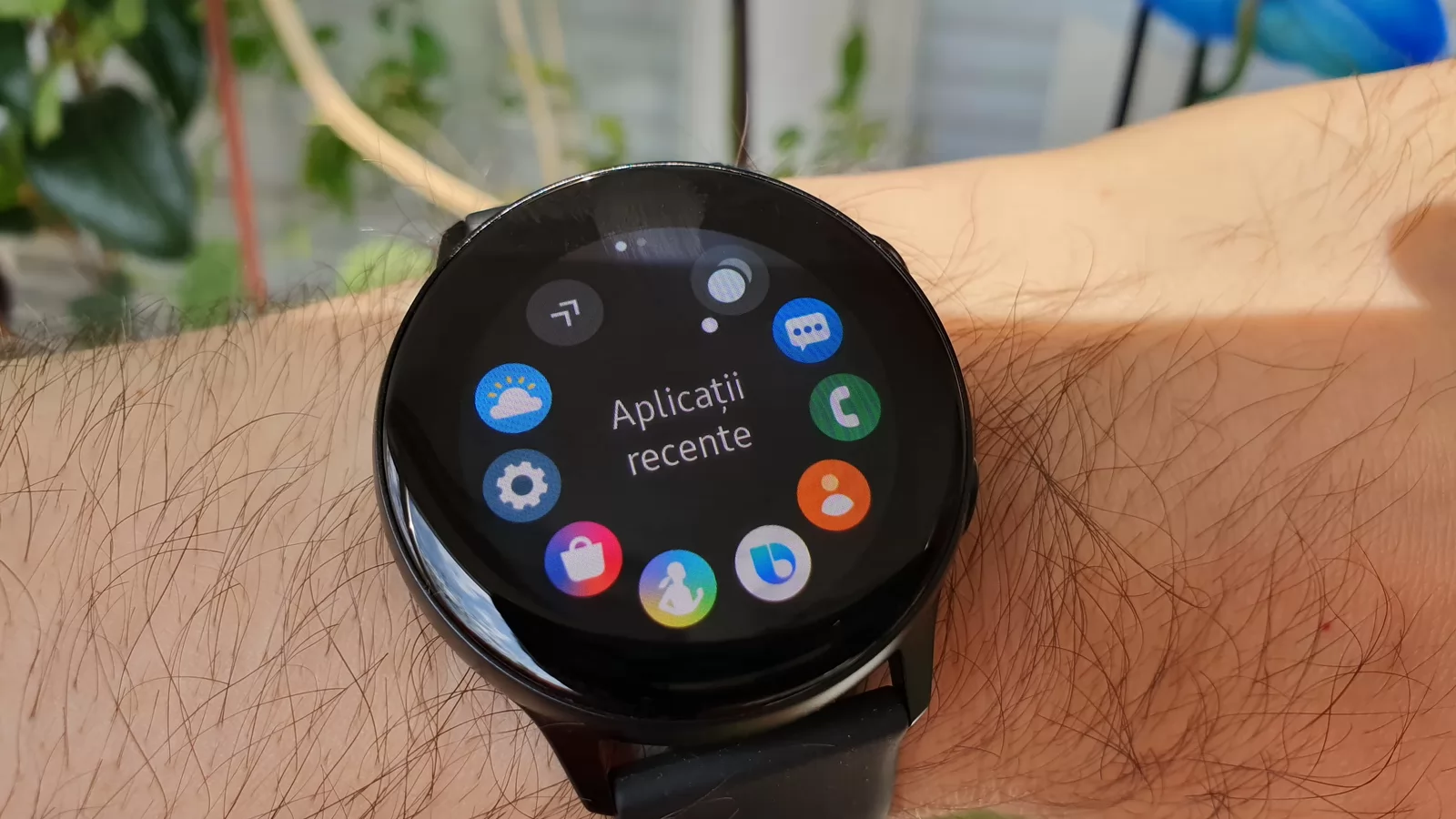 Samsung Galaxy Watch Active Review: ceas compact de fitness, cu funcţii premium de pe rivalii mai scumpi (Video)