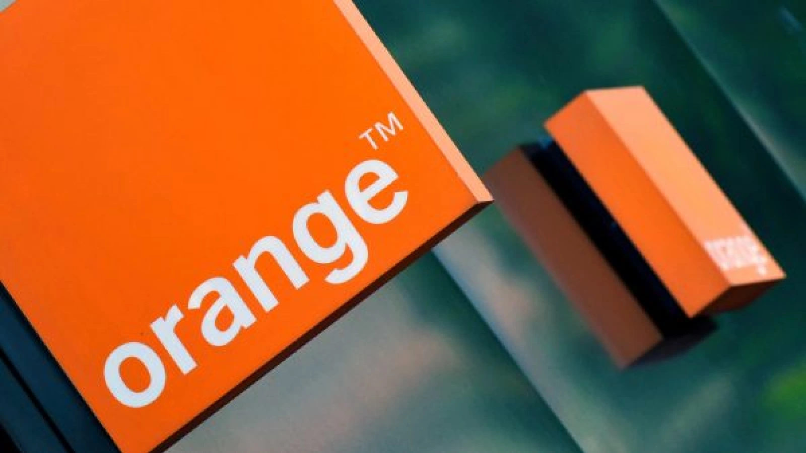 Orange România este reţeaua mobilă cu cea mai extinsă acoperire din ţară, conform Ookla; Vodafone pică pe locul 3 după Digi la categoria 4G