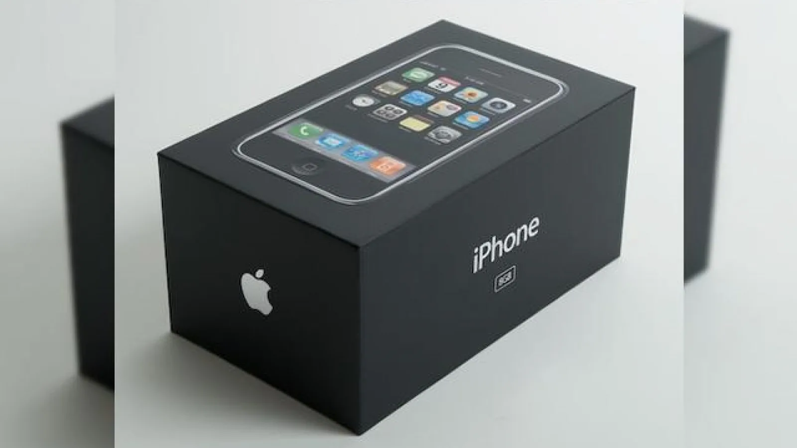 iPhone-uri recondiționate vândute drept noi În China... angajatii Apple Încearcă să rezolve cu un fals În acte!