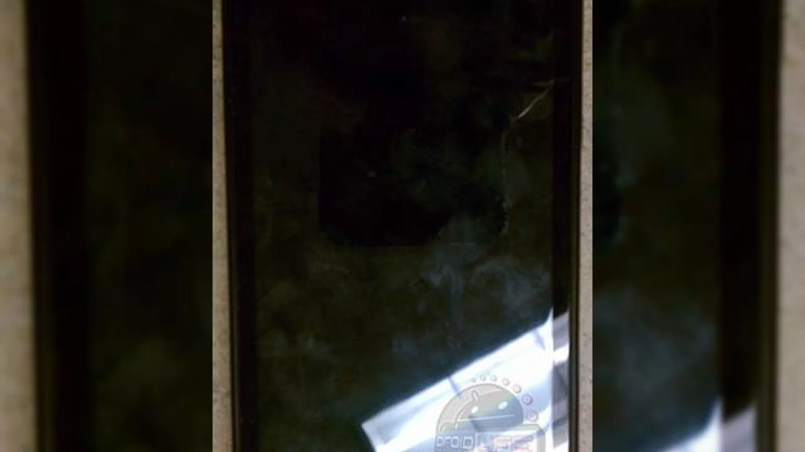 Imagini cu HTC Vigor disponibile acum: iată cum arată un telefon HTC cu ecran 720p!