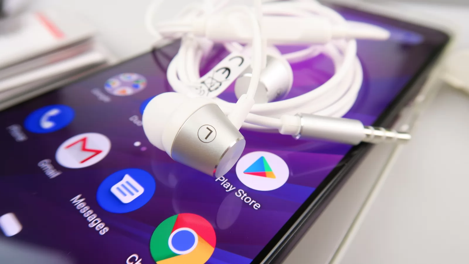 Allview Soul X6 Xtreme: Acustică cu difuzor singular, cu bas adânc şi volum OK