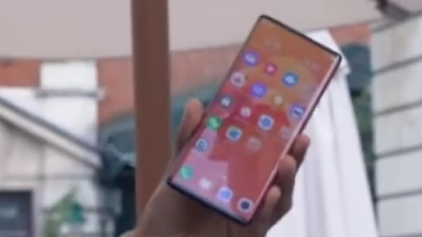 Vivo NEX 3 primește un clip video promoțional; Se lansează luna viitoare cu display "cascadă"