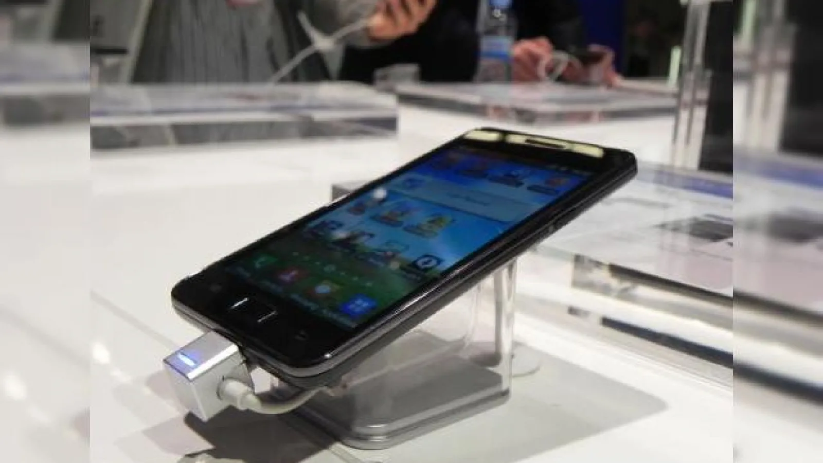 ROM-ul Android 2.3.5 pentru Samsung Galaxy S II, disponibil pentru download!