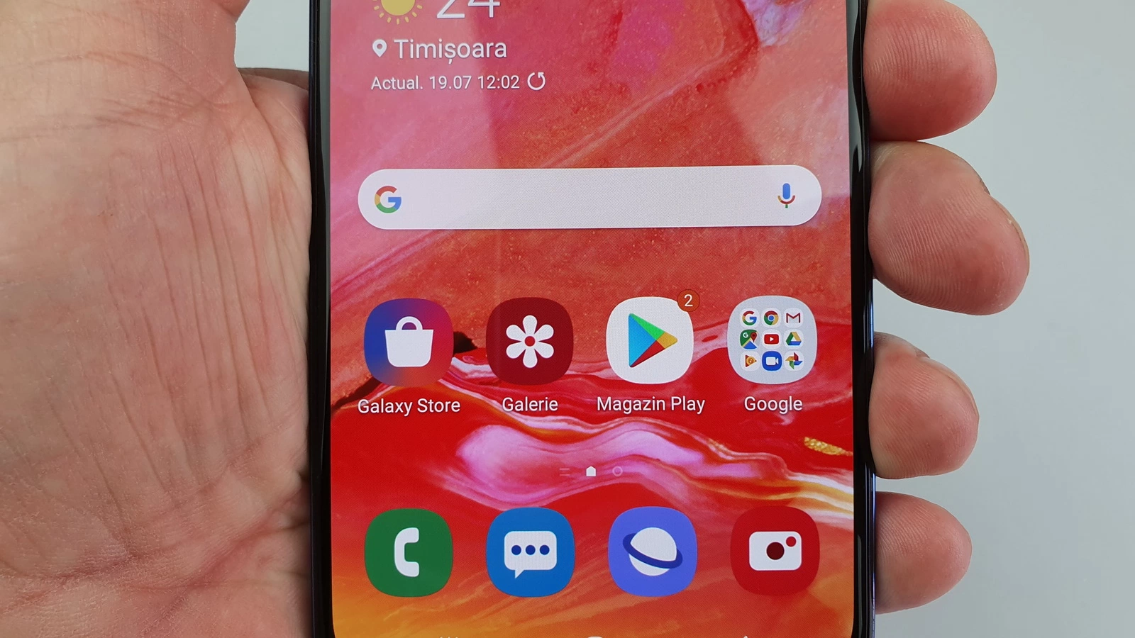 Samsung Galaxy A70: Hardware mixt între midrange tipic şi high midrange