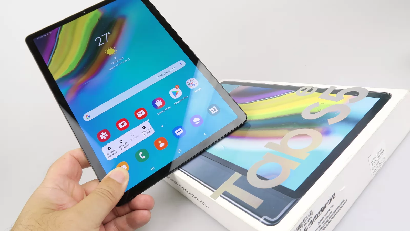 Samsung Galaxy Tab S5e Unboxing: cea mai subţire tabletă din lume e aici, cu 4G, GPS şi One UI (Video)
