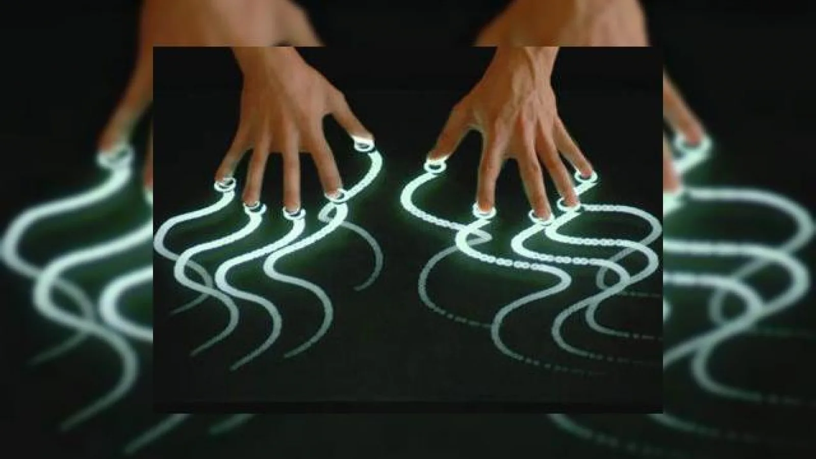 La Început a fost cuvântul... "multitouch", pe care Apple nu-l poate obține ca trademark!