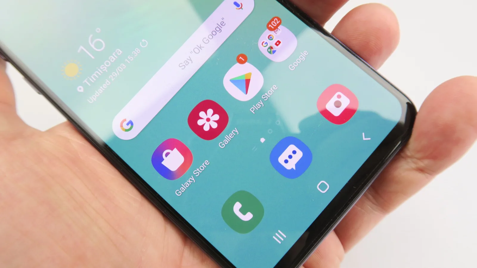 Samsung Galaxy S10e: OS, UI, aplicaţii care arată ca One UI este THE ONE