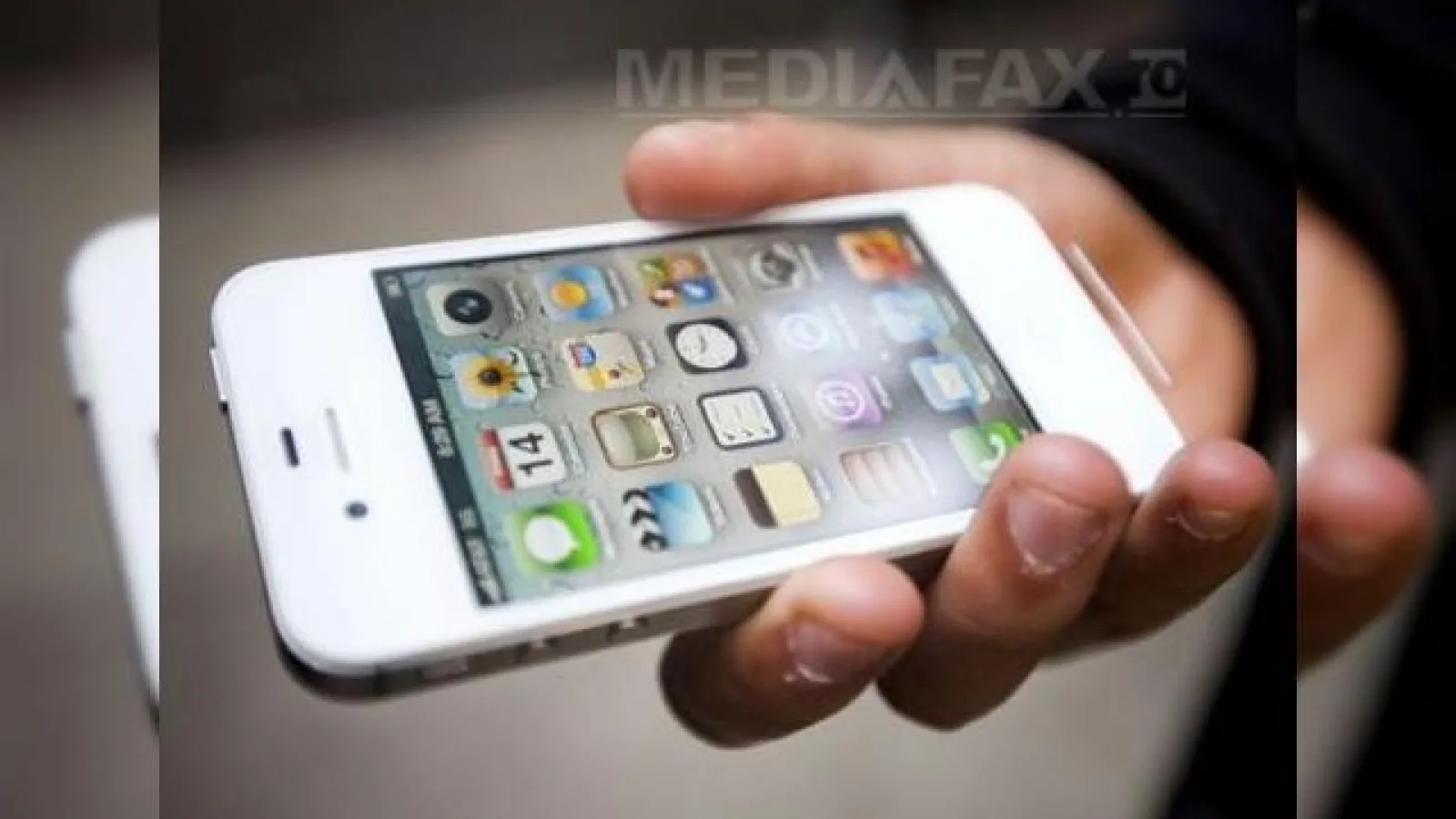 iPhone 4S sosește la Orange, Vodafone și Cosmote până la finalul anului