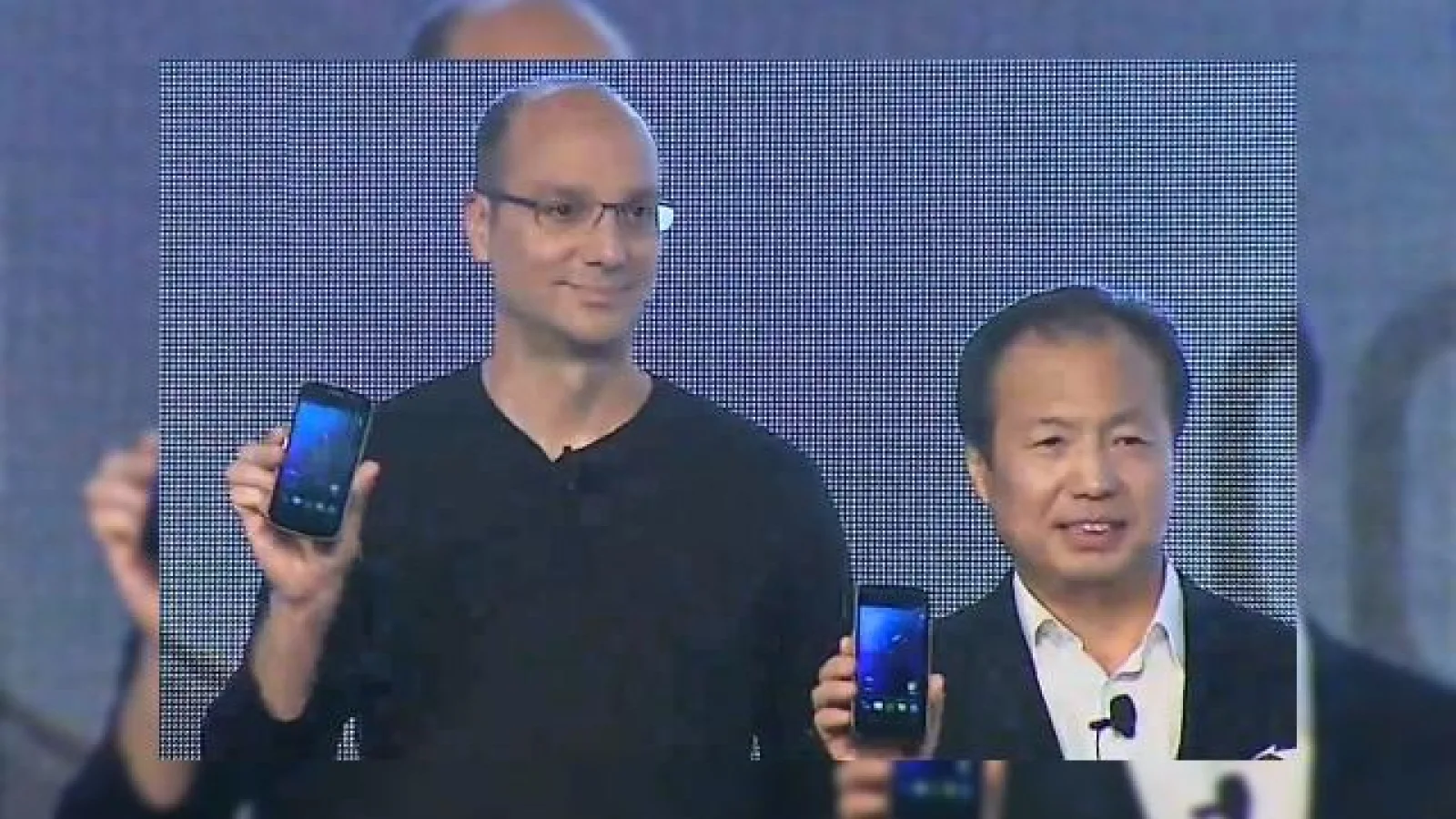 Prezenatre telefonului Samsung Galaxy Nexus si Android 4.0 Ice Cream Sandwich (video)