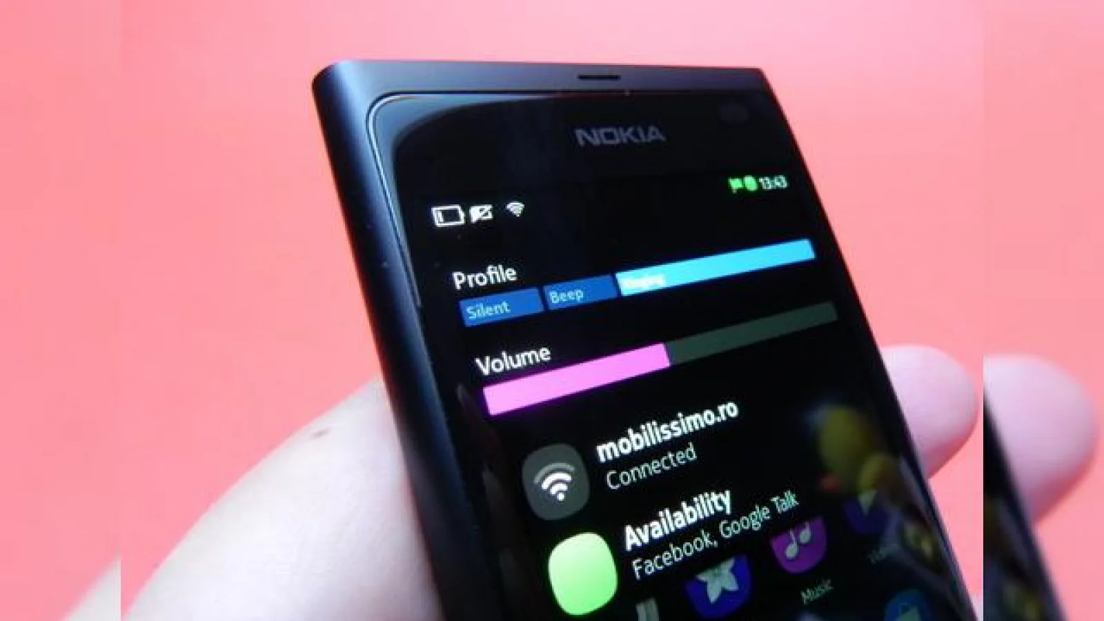 Nokia N9 sincronizat cu un cont Google pentru a prelua contactele, calendarul, mailul (Tutorial video)