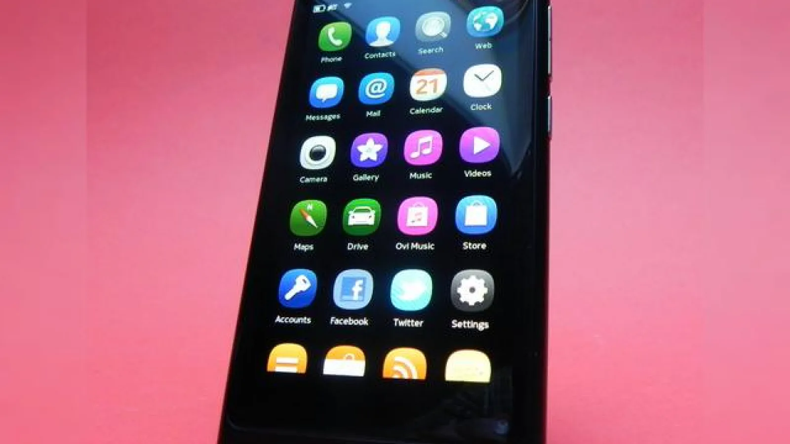 Opinii din România legate de Nokia N9