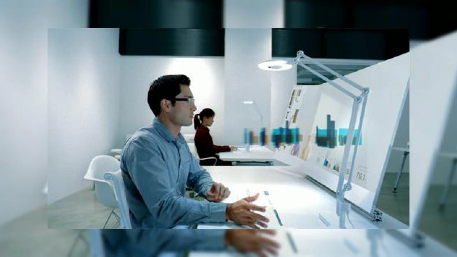 O viziune a viitorului de la Microsoft: cloud, device-uri interconectate, câte un computer la fiecare suprafață de sticlă (Video)