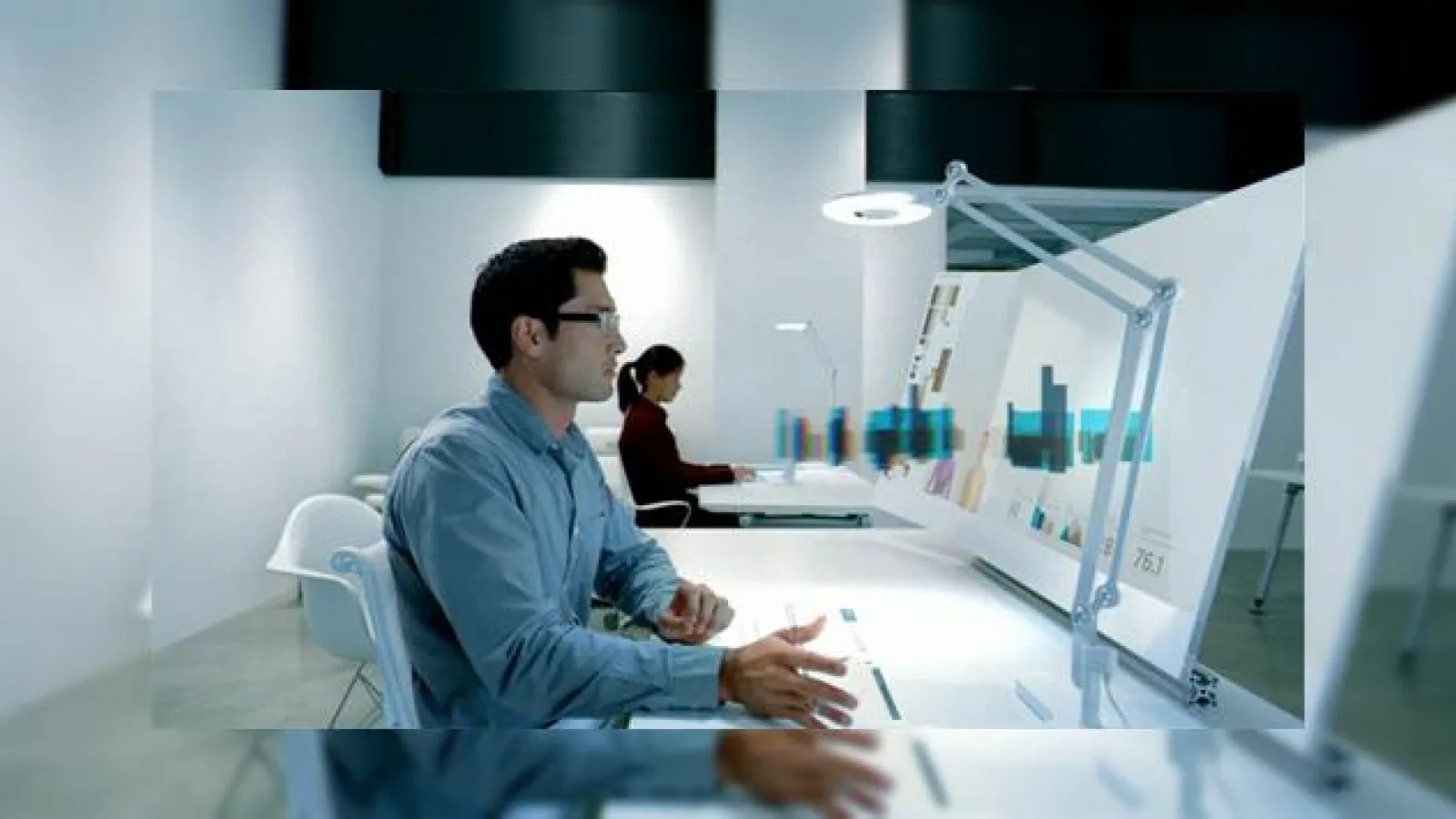 O viziune a viitorului de la Microsoft: cloud, device-uri interconectate, câte un computer la fiecare suprafață de sticlă (Video)