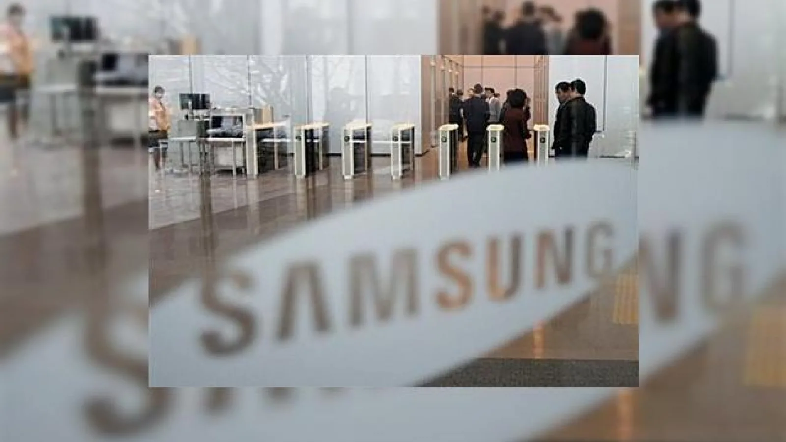 iPhone 4S disecat de Samsung, În căutare de firmware copiat... Înțelegerile Apple cu operatorii luate și ele la puricat