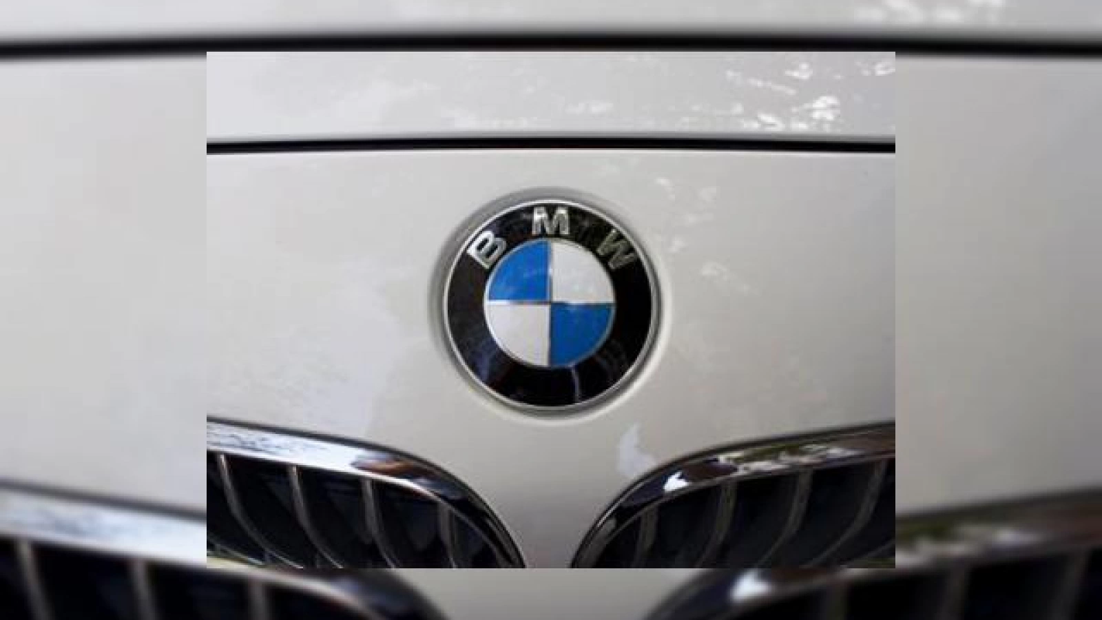 BMW vrea un Siri propriu - Întâi vorbim cu telefonul, acum cu mașina!?
