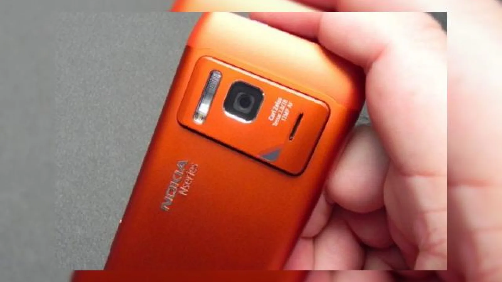Cameraphone nou de la Nokia, dotat cu Symbian și urmaș pentru N8 gata de lansare În primăvară