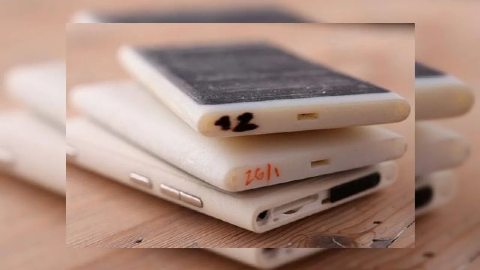 Making of: cum a luat naștere Nokia Lumia 800 (Video)