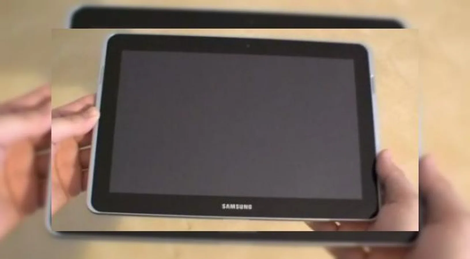 Samsung Galaxy Tab 10.1N, tableta modificată pentru a evita interdicția din cauza procesului cu Apple (Video)