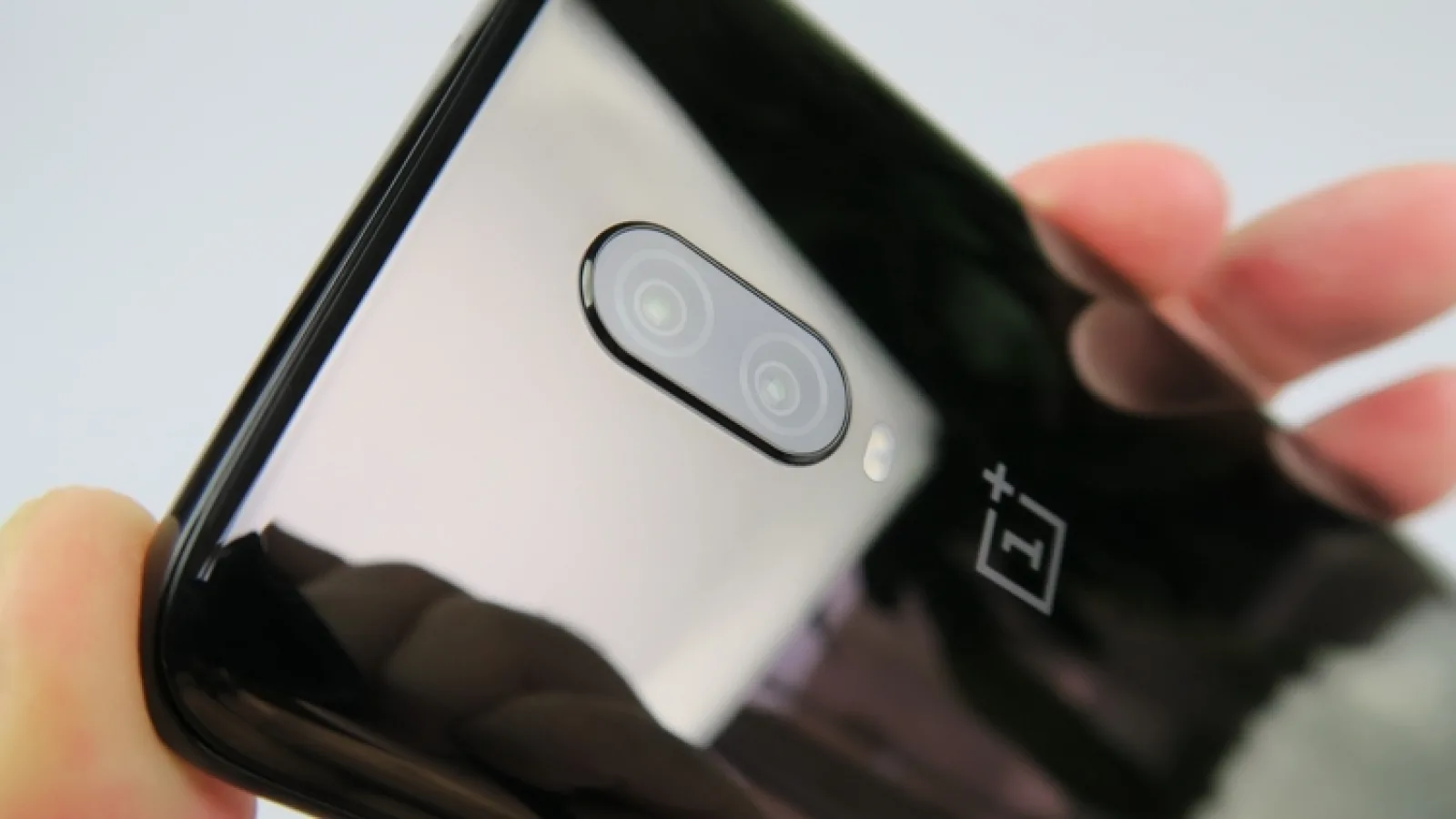 OnePlus 6 și OnePlus 6T primesc actualizarea stabilă la Android 10 + OxygenOS 10