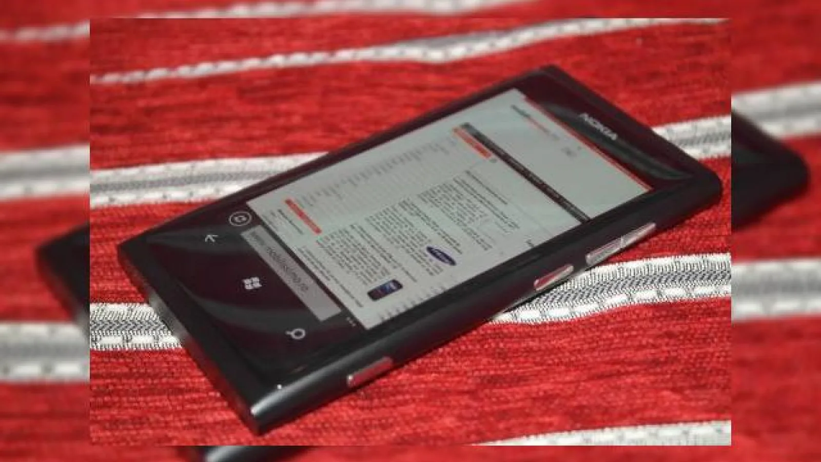 Nokia Lumia 800 - primele impresii [galerie foto]