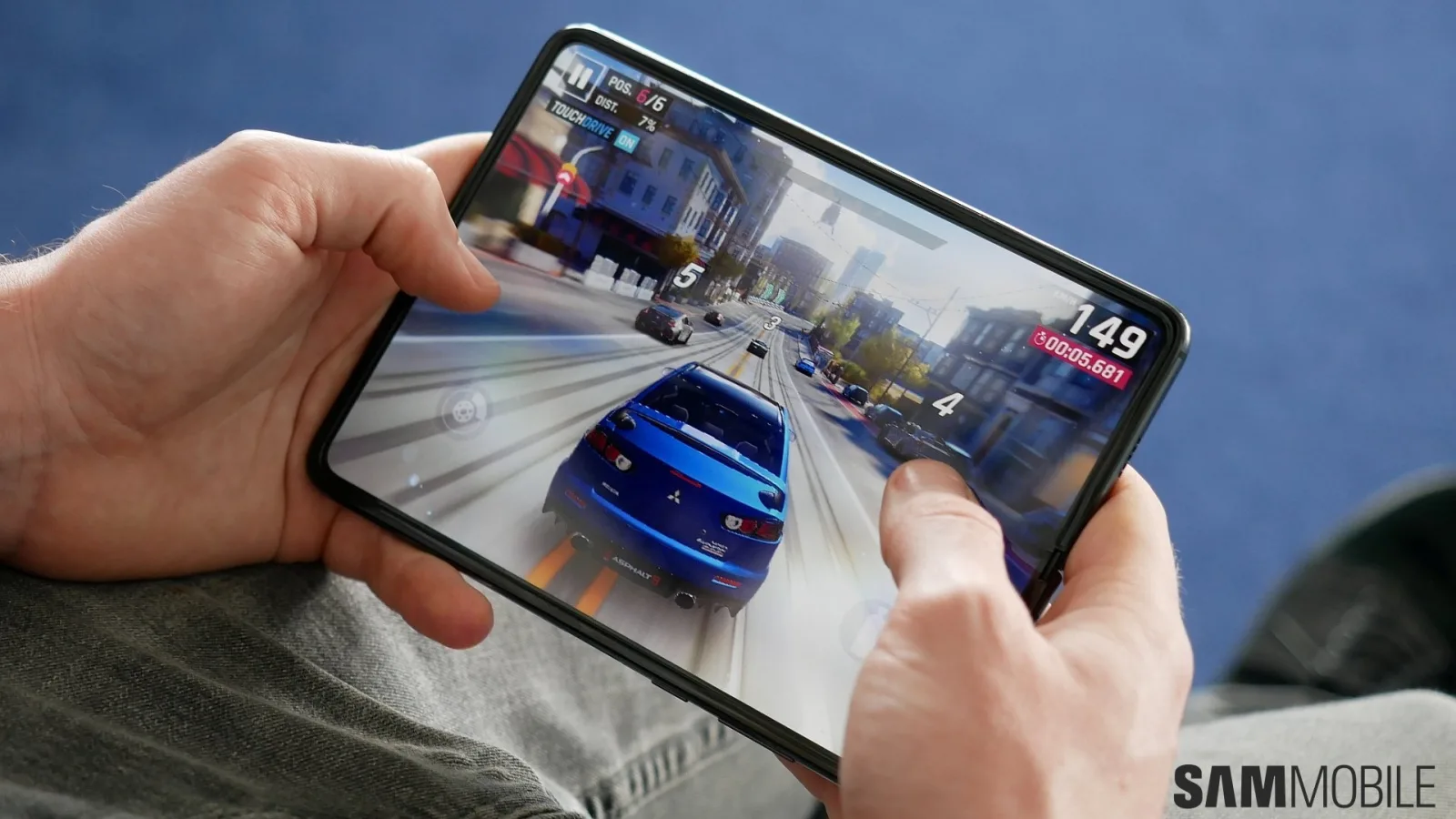 Samsung Galaxy Fold 2 primește un concept nou, care se abate de la designul vertical din teasere